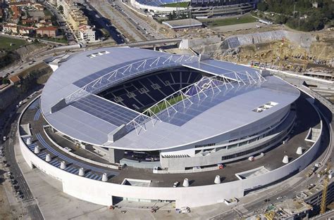 Estádio do Dragão | Invicta de Azul e Branco