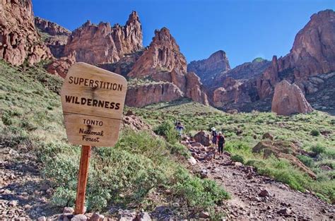 A Day Hike In Arizonas Superstition Mountains