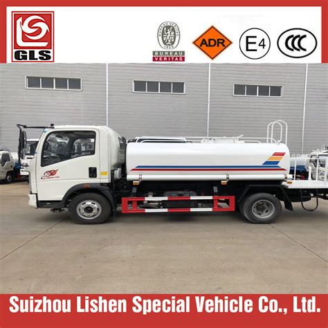 Sinotruk HOWO 3000L 4000L 5000L 3t 4t 5t Water Truck Water Tank Bowser