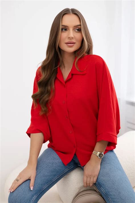 Oversized Blouse Fastened With Buttons Red Bluzki Hurtownia Kesi