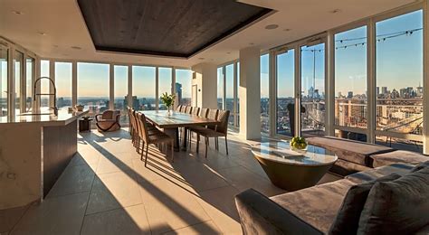 Penthouse With Stunning Views Of Nyc New York Ny Rent It On Splacer