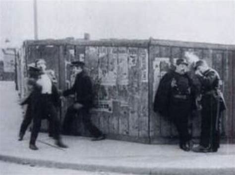 1900 A 1920les Apaches De Parisbien Souvent Jeunes Et