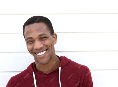 Premium Photo Handsome African American Man Smiling