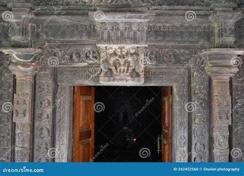 Brahma Jinalaya Temple, Kalyani Chalukya Temples, Lakkundi, Karnataka Stock Photo - Image of ...