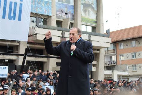 Miting Liberal Anti Extremist La Suceava Gheorghe Flutur A Prezentat