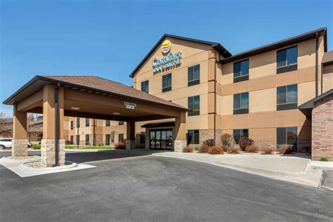 Comfort Inn & Suites - Mitchell, SD - Business Profile