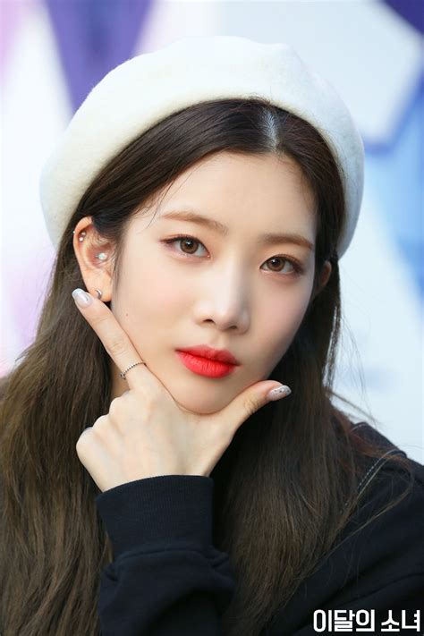 Kim Lip Image 225492 Asiachan KPOP Image Board