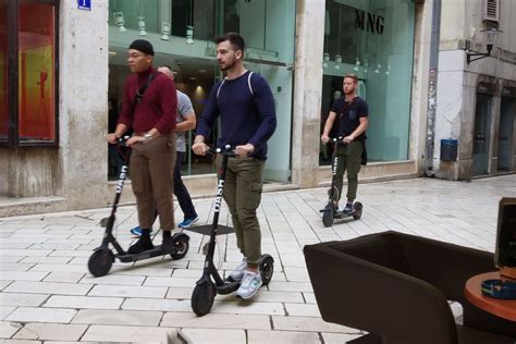 Šire se zabrane za električne romobile Sada je na listi još jedan