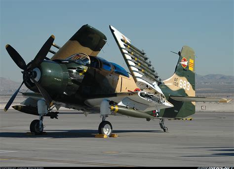 Douglas A 1e Skyraider Untitled Aviation Photo 0987664