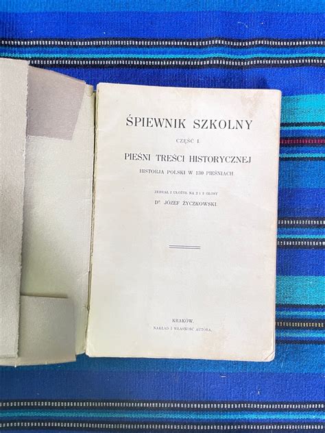 Piewnik Szkolny Pie Ni Tre Ci Historyczne Choiny Kup Teraz