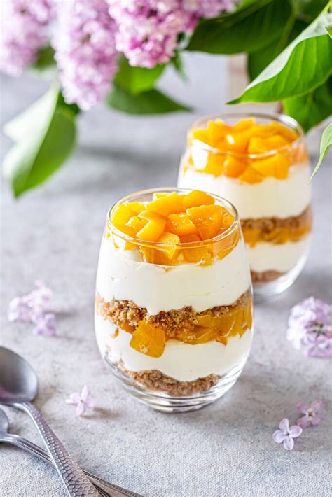 Peach Vanilla Cheesecake Trifles