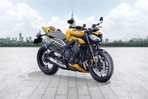 Triumph Street Triple Rs Cosmic Yellow On Road Price Rto