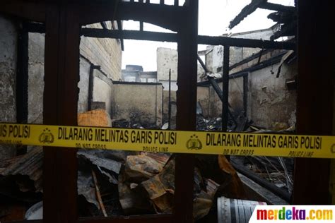 Foto Kebakaran Lalap Permukiman Padat Di Mampang Ratusan Orang