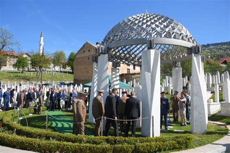 Sarajevo Obilje Ena Godi Njica Formiranja Armije Republike Bih