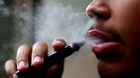 UK To Ban Disposable Vapes In A Bid To Curb Youth Vaping World News