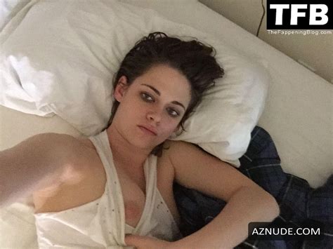 Kristen Stewart Nude And Sexy Photos Collection From Various Selfies