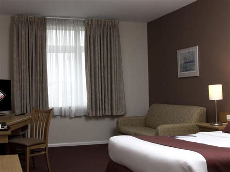 Best Price on Future Inn Cardiff Bay Hotel in Cardiff + Reviews