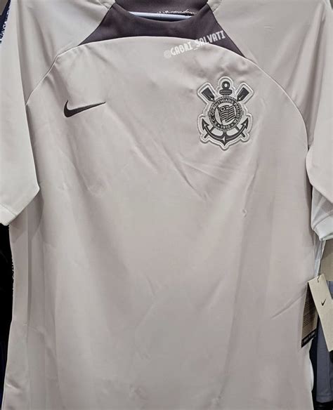 Textura Diferente E Escudo Monocrom Tico Confira As Novas Camisas De