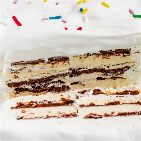 Easy Ice Cream Sandwich Cake ⋆ Real Housemoms