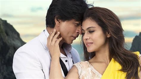 Shahrukh Khan Did You Know Kajol Saved Shahrukh Khans Life While