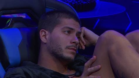 No Quarto Secreto Do BBB 22 Arthur Aguiar Reclama De Sono Dos Brothers