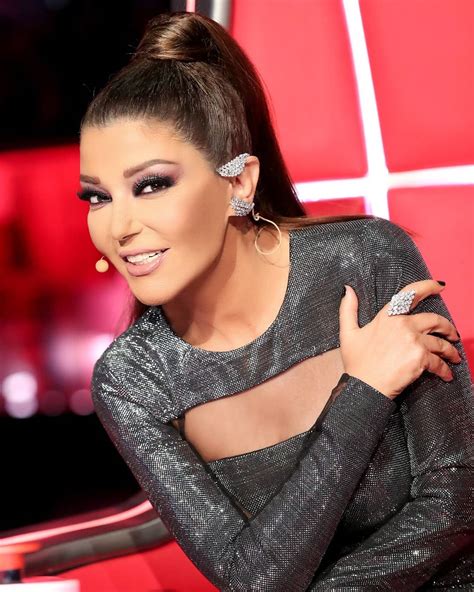 رغم بلوغها 61 سنة إطلالات سميرة سعيد شبابية عربي تريند