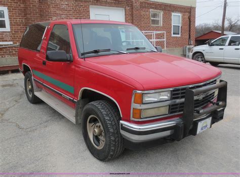 1992 Chevrolet K1500 Blazer Suv In Independence Ks Item D2217 Sold