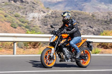 Prueba Ktm 890 Duke Gp Una Bestia Devoradora De Curvas