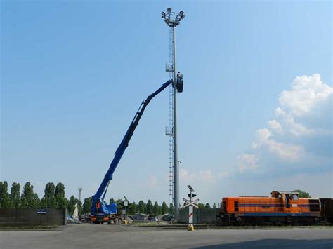 Manutenzione Meccanica Torri Faro Ordinaria E Straordinaria