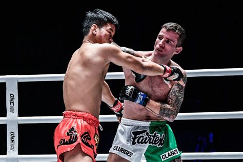 5 Things To Know About Sean Clancy Before He Fights Tawanchai