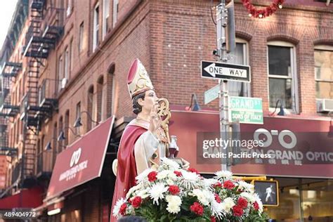 257 Statue Of San Gennaro Stock Photos, High-Res Pictures, and Images - Getty Images