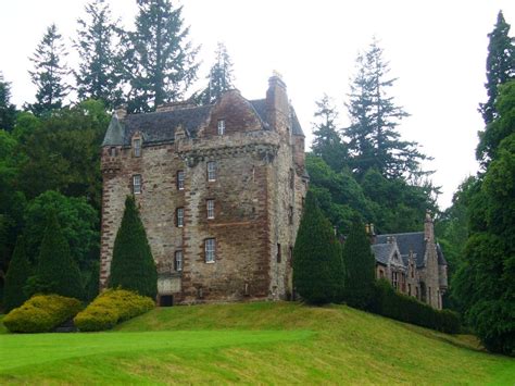 Castle Leod Scotland The Seat Of The Mackenzie Clan Scotland