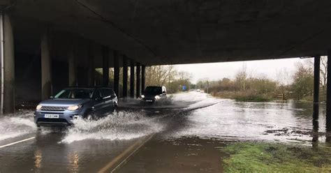 Live Updates As Derbyshire Roads Flooded And More Heavy Rain Forecast Derbyshire Live