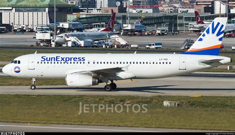 LY VEI Airbus A320 233 SunExpress Avion Express Furkan Borakazi