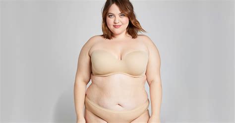 Best Plus Size Strapless Bras For Any Season