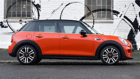 Mini Cooper Door Za Wallpapers And Hd Images Car Pixel