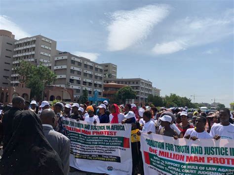 Plateau Protesters Storm S Court Over Sack Of Four PDP Members From