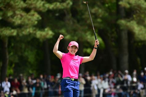 史上初ツインズv 岩井明愛がツアー初優勝｜jlpga｜日本女子プロゴルフ協会