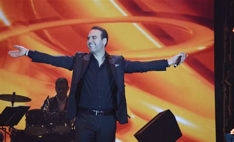 Saudi Arabia hums as top Arab singers perform | Arab News