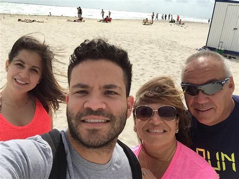 Who are Jose Altuve’s parents, Carlos Altuve Sr. and Lastenia Linares?