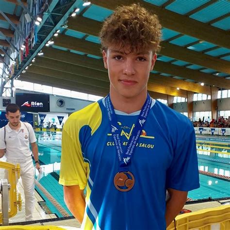 Nataci Medalles Al Campionat Despanya Infantil Destiu Natacio Cat