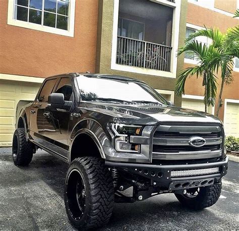 Lifted Trucks on Twitter | Ford trucks, Ford trucks f150, Custom trucks