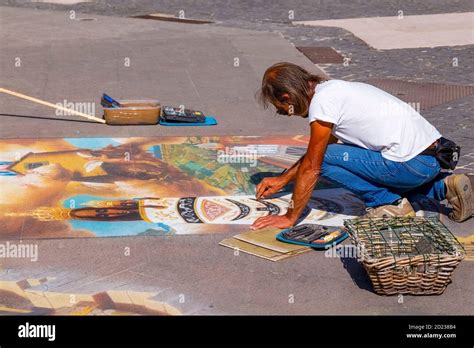 Piazza Della Madonna Di Loreto Immagini E Fotografie Stock Ad Alta