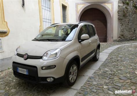 Foto Prova Fiat Panda Natural Power Patentati