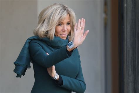 SOCIÉTÉ Pièces jaunes Brigitte Macron succède à Bernadette Chirac