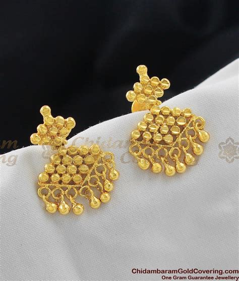 Traditional Gold Earrings Designs Kerala