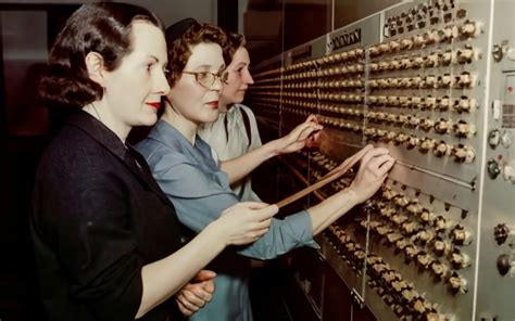 The Pioneering Women Of Eniac Rewriting The History Of Computing