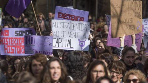 El Movimiento Feminista De Euskal Herria Convoca Manifestaciones Para El 8m