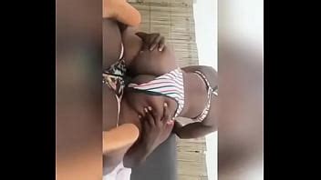 Gros Q Englouti Une Grosse Bite XVIDEOS