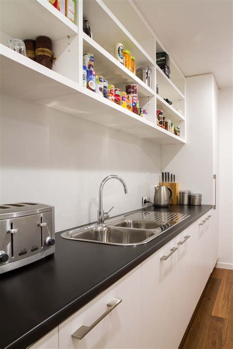 Modern Kitchen With Butlers Pantry In Veneer And 2Pac Finishes